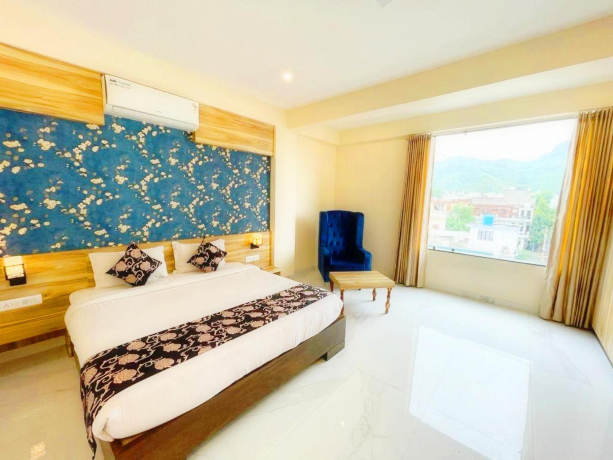 Hotel The Celebration By Amod Best Hotel & Rooftop Udaipur Dış mekan fotoğraf